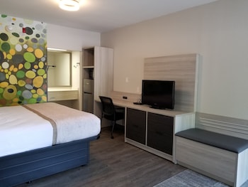 Room, 1 King Bed, Accessible, Non Smoking
