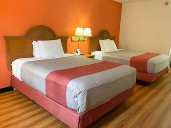 Standard Room, 2 Queen Beds, Smoking