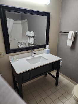 Handicap Room 1 Queen Non Smoking