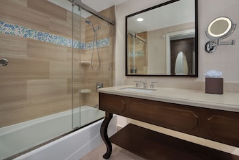 Water View. Wheelchair accessible with tub and option for hearing accessibility.  1 king bed.