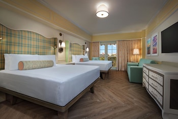 Deluxe Room - Club Level - Hearing accessible with visual alarm and notifications. 2 queen beds. 1 q