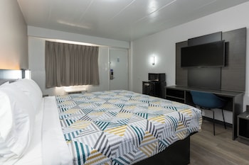 Deluxe Room, 1 King Bed, Non Smoking