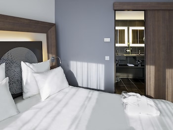 Suite, 1 Double Bed with Sofa bed
