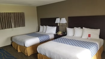Standard Room, 2 Queen Beds, Non Smoking