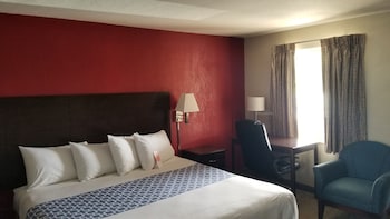 Standard Room, 1 King Bed, Non Smoking