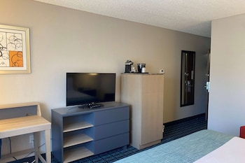 Room, 1 King Bed, Non Smoking