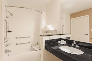 Room, 2 Queen Beds