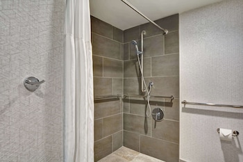 Suite, 1 King Bed, Accessible, Corner (Roll-In Shower)
