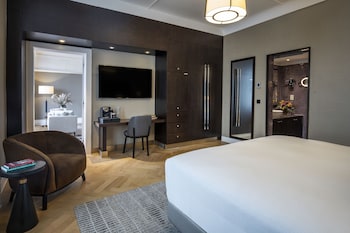Suite, 1 King Bed