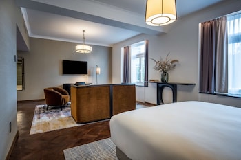 Junior Suite, 1 King Bed