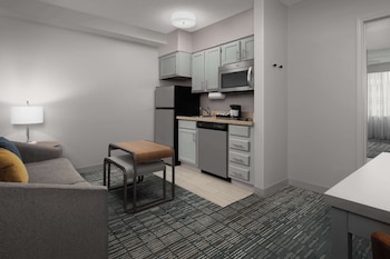 Suite, 1 King Bed