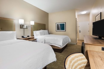 Room, 2 Queen Beds (Roll-In Shower)