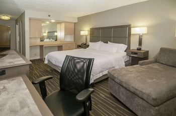 1 King bed with nonsmoking