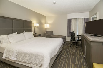 1 King bed with nonsmoking