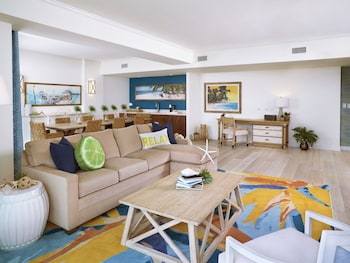 Lake View Executive Suite