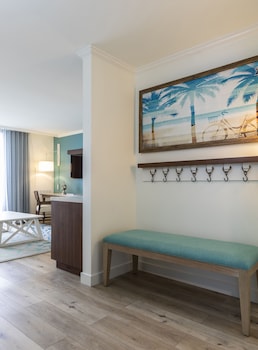 Suite, Double Double with Sofa bed, Accessible (Tub)