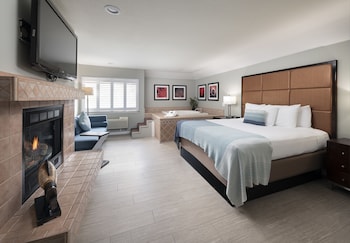 Suite, 1 King Bed