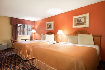 Standard Room, 2 Queen Beds, Non Smoking