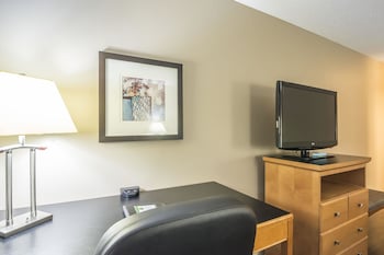 Standard Room, 1 Queen Bed