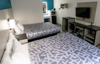 Standard Double Room, 2 Queen Beds, Smoking
