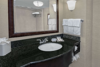 Standard Room, 2 Queen Beds, Non Smoking