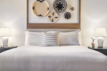 Room, 1 King Bed (Casita)
