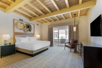Room, 1 King Bed (Casita)