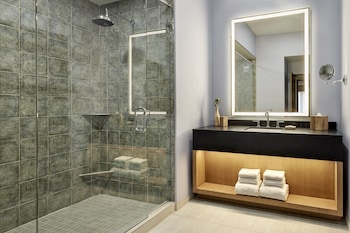 Suite, 1 King Bed (Hacienda)