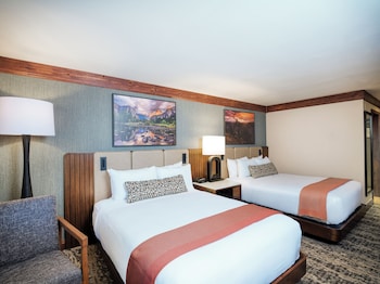 Premium Room, 2 Queen Beds, Patio