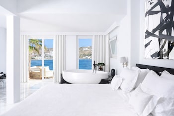 Deluxe Suite Sea View