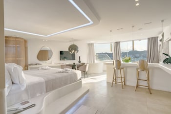 Mykonos Honeymoon Luxury Suite Hot Tub