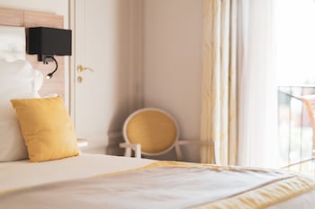 Deluxe Room, Balcony, Sea View
