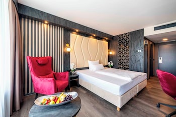 Deluxe Single Room