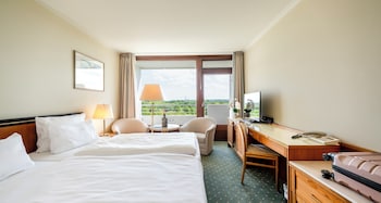 Superior Room, Garden View