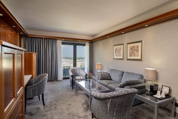 Suite (Double Use)