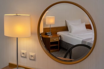 Classic Single Room