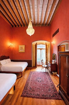 Imperial Suite, Two Queen Beds