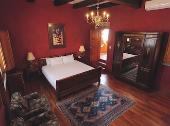 Royal Room, 1 King Bed