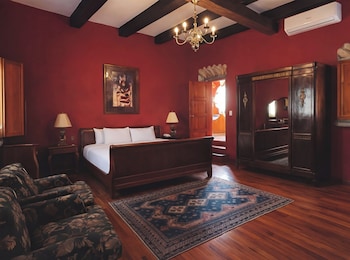 Royal Room, 1 King Bed