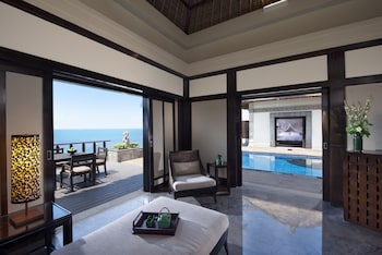 Two Bedrooms Oceanview Infinity Pool Villa