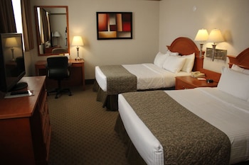 Deluxe Room, 2 Queen Beds, Non Smoking, Balcony