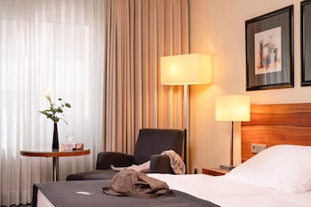 Classic Room, 1 Queen Bed