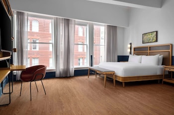 Studio, 1 King Bed