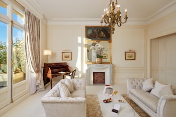 Arc de Triomphe Terrace Suite