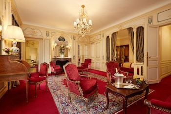 Signature Suite