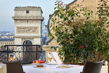 Arc de Triomphe Terrace Suite