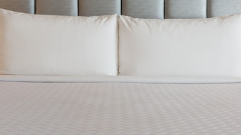 Premium Room, 2 Double Beds, Refrigerator (High Floor)