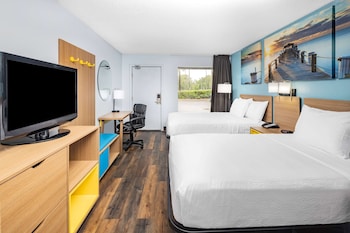 Room, 2 Double Beds, Accessible, Bathtub (Mobility/Hearing, Grab bars)