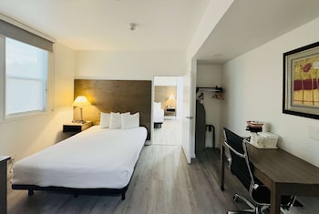 Suite, 1 Bedroom, Accessible, Non Smoking (Mobility Accessible)