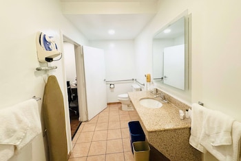 Room, 1 King Bed, Accessible, Non Smoking (Hearing Impaired Accessible)